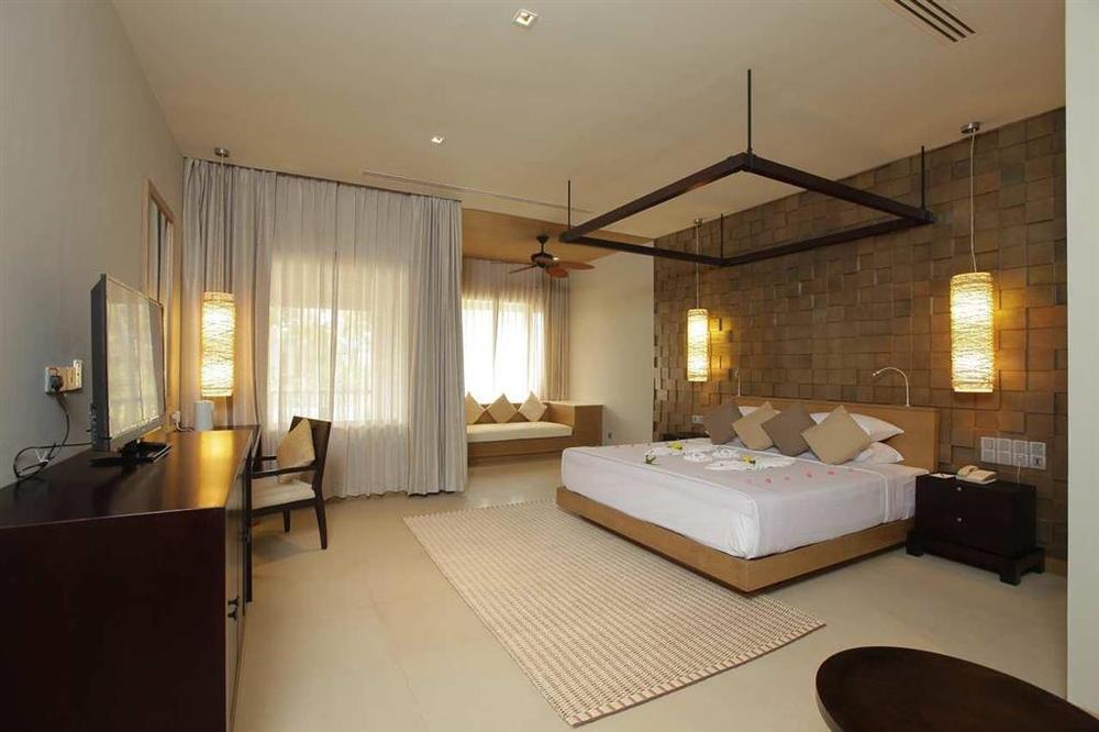 Hilton And Курортный комплекс 5*